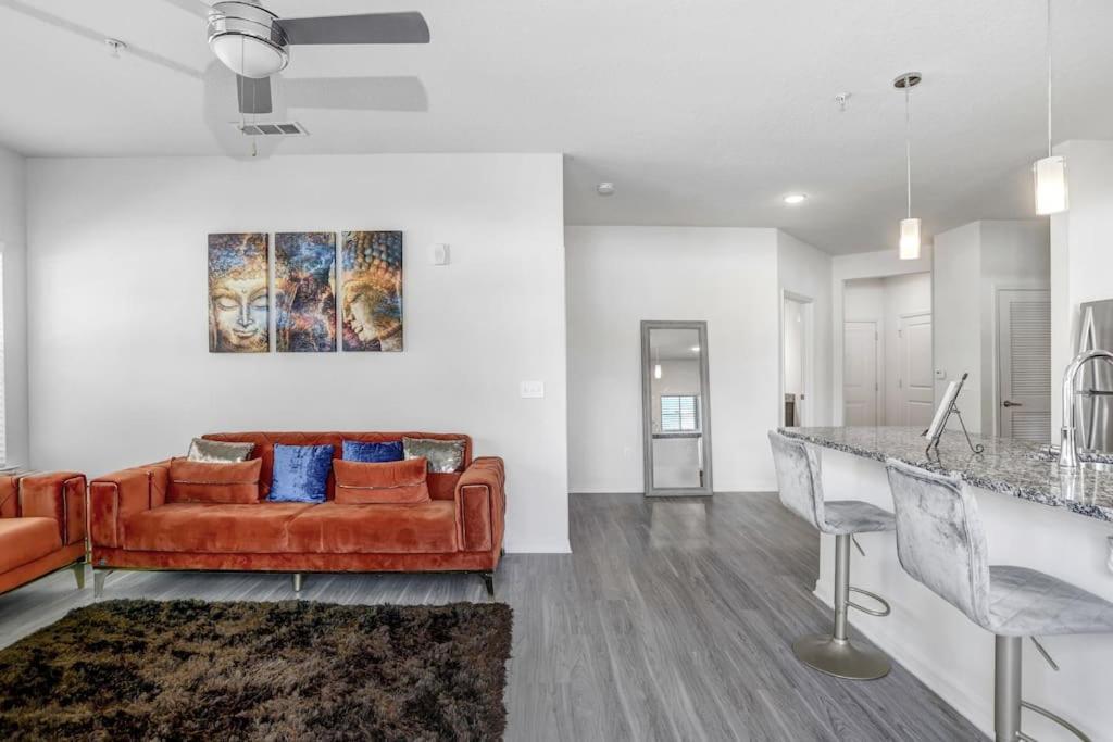2-Bedroom Eccentric Oasis Tampa Exterior photo